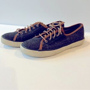 Sperry Sneaker Women’s size 8